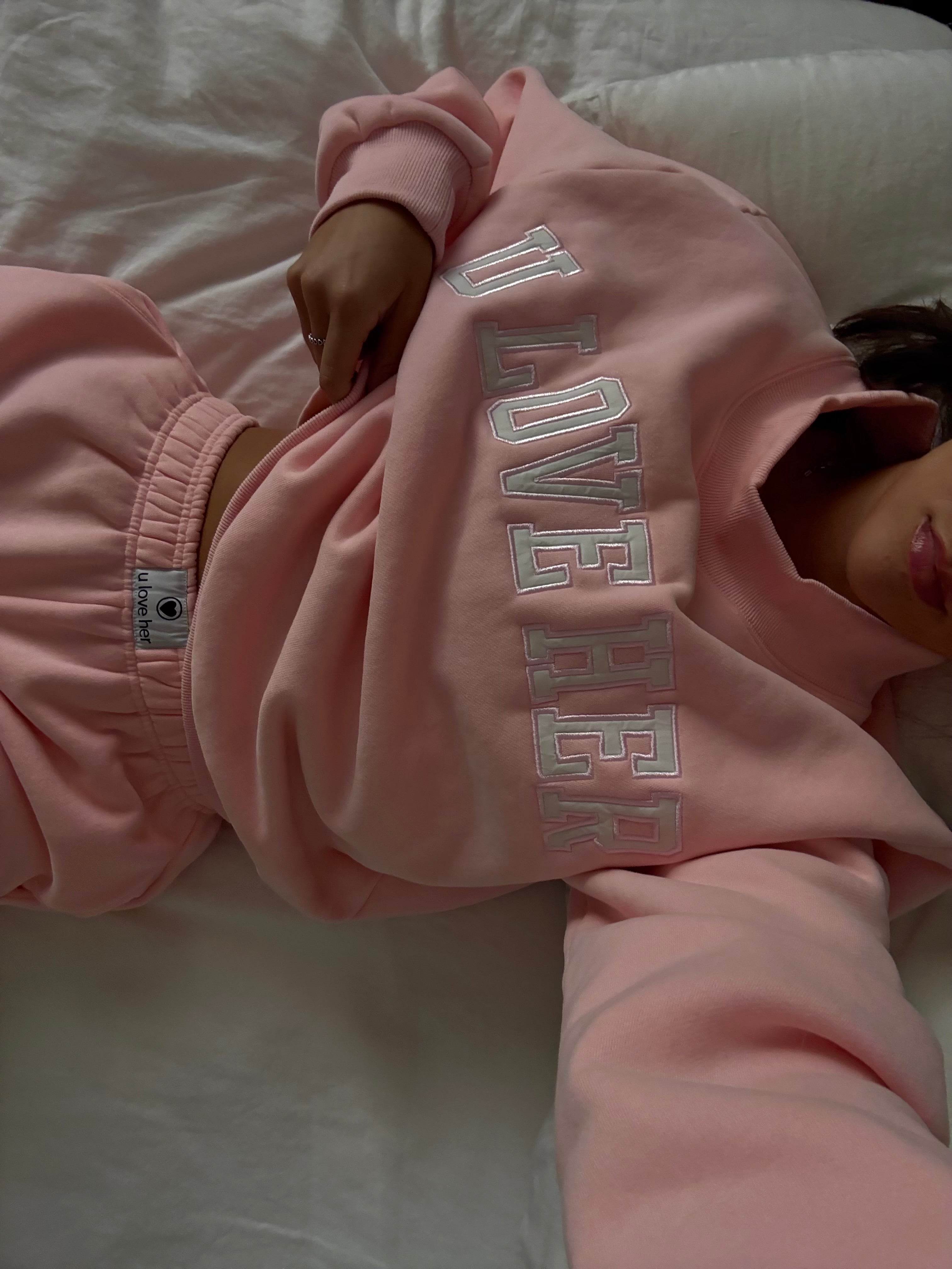 U LOVE HER Mockneck